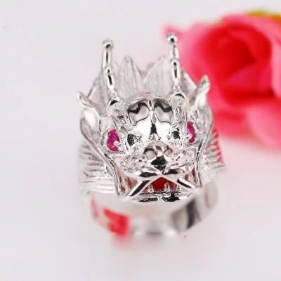 Đầu rồng tinh tế, sức mạnh, quyền uy dành cho những ai mang mẫu nhẫn nam cao cấp này