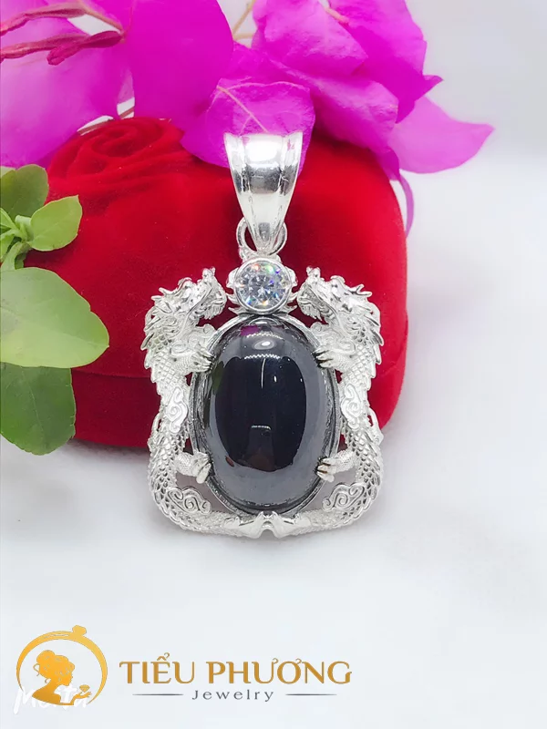 mặt dây song long ngậm ngọc