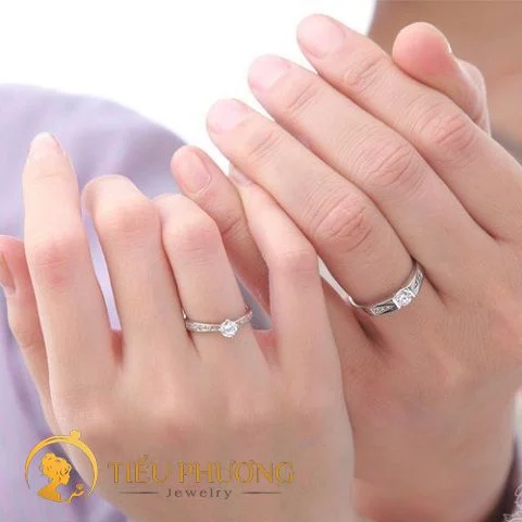 nên đeo nhẫn đôi ngón nào?