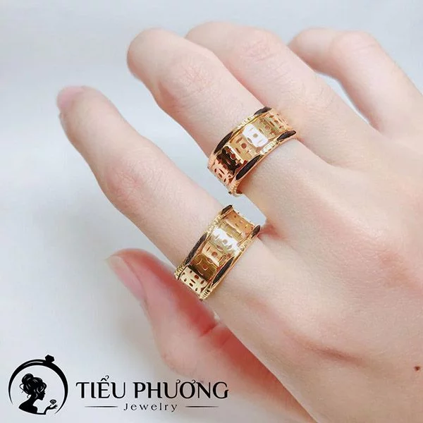 Tính thẩm mỹ tốt từ các sản phẩm nhẫn lông voi kim tiền.